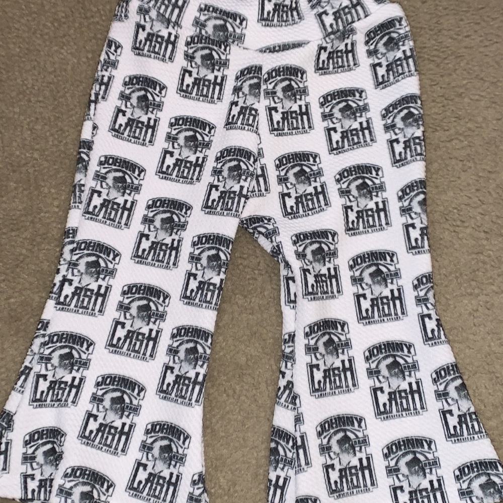 Clothes - Picture 13 of 16